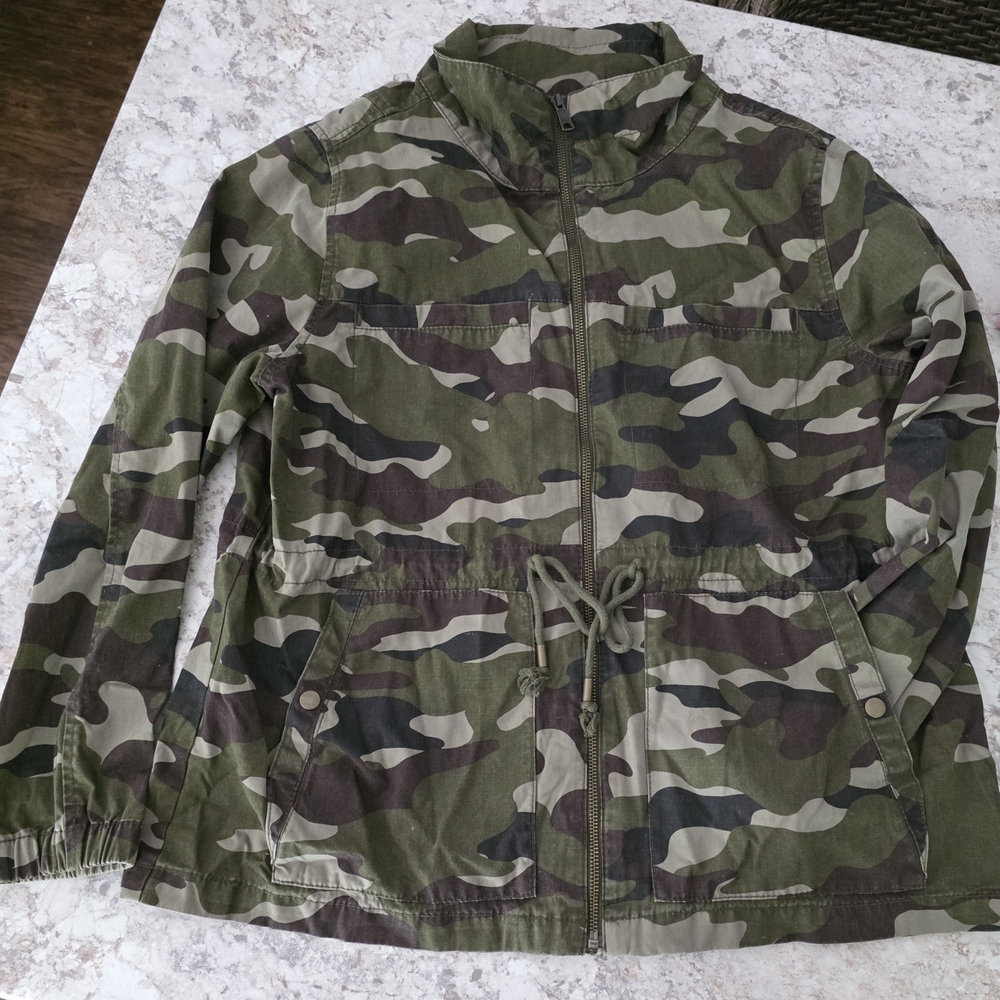 Old Navy Camouflage Utility Jacket